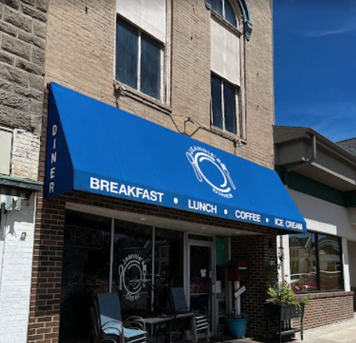 Jeannies Diner (Harrys Ice Cream) - Web Listing (newer photo)